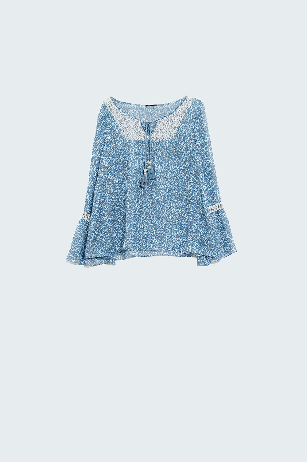 Q2 Blauwe chiffon blouse met kanten detail