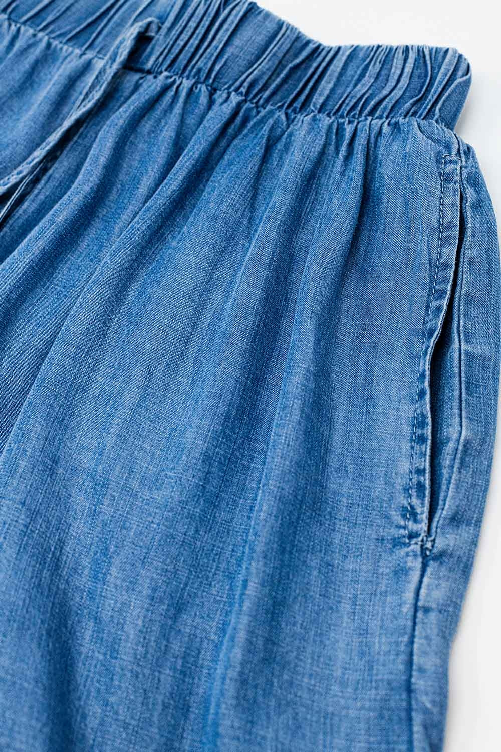 Blauwe tencel denim broek met wijde pijpen