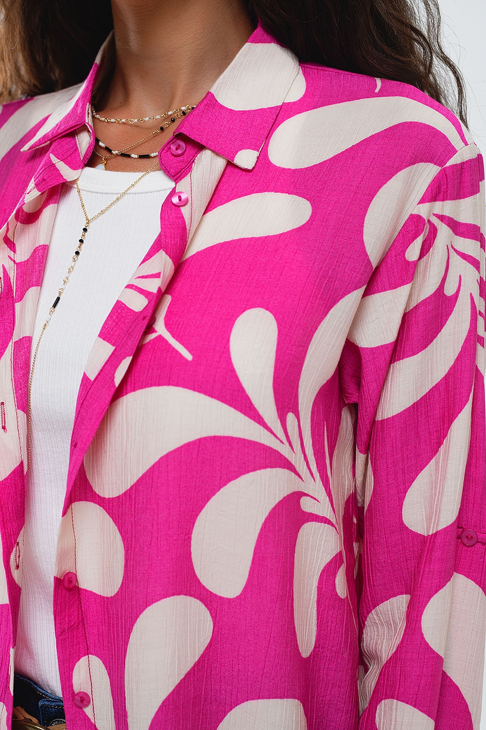 Blouse met bloemenprint en polokraag in Fuchsia