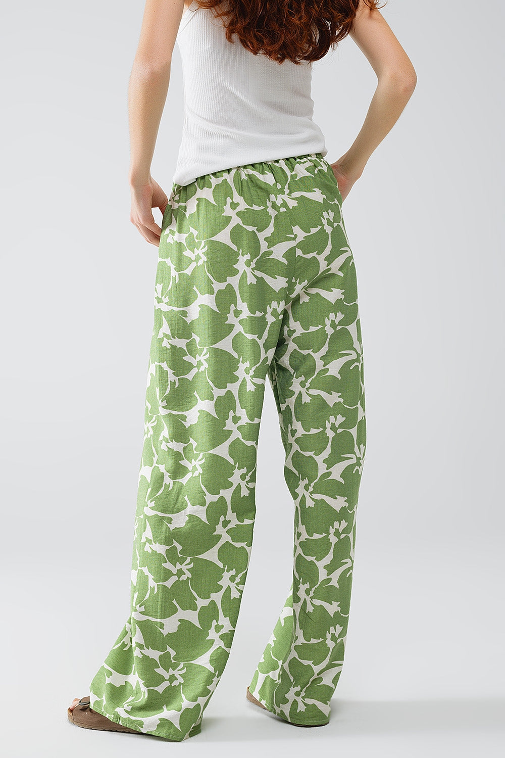 Broek met elastische taille en groene bloemenprint