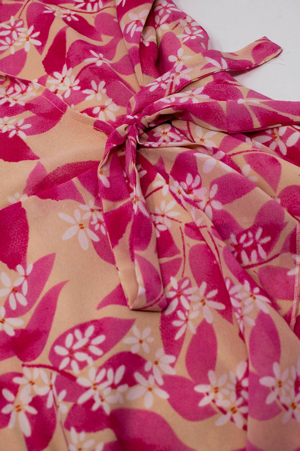 Chiffon maxi jurk met bloemenprint in roze