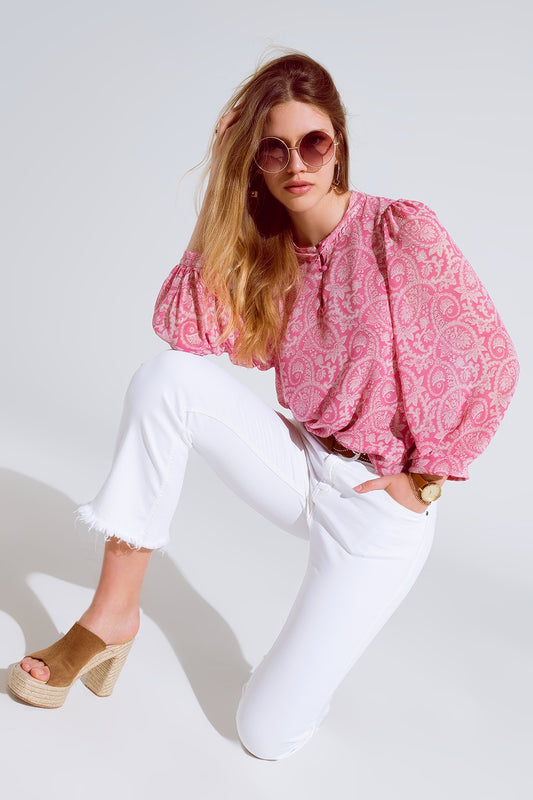 Q2 Roze chiffon blouse met bloemenprint en lange ballonmouwen