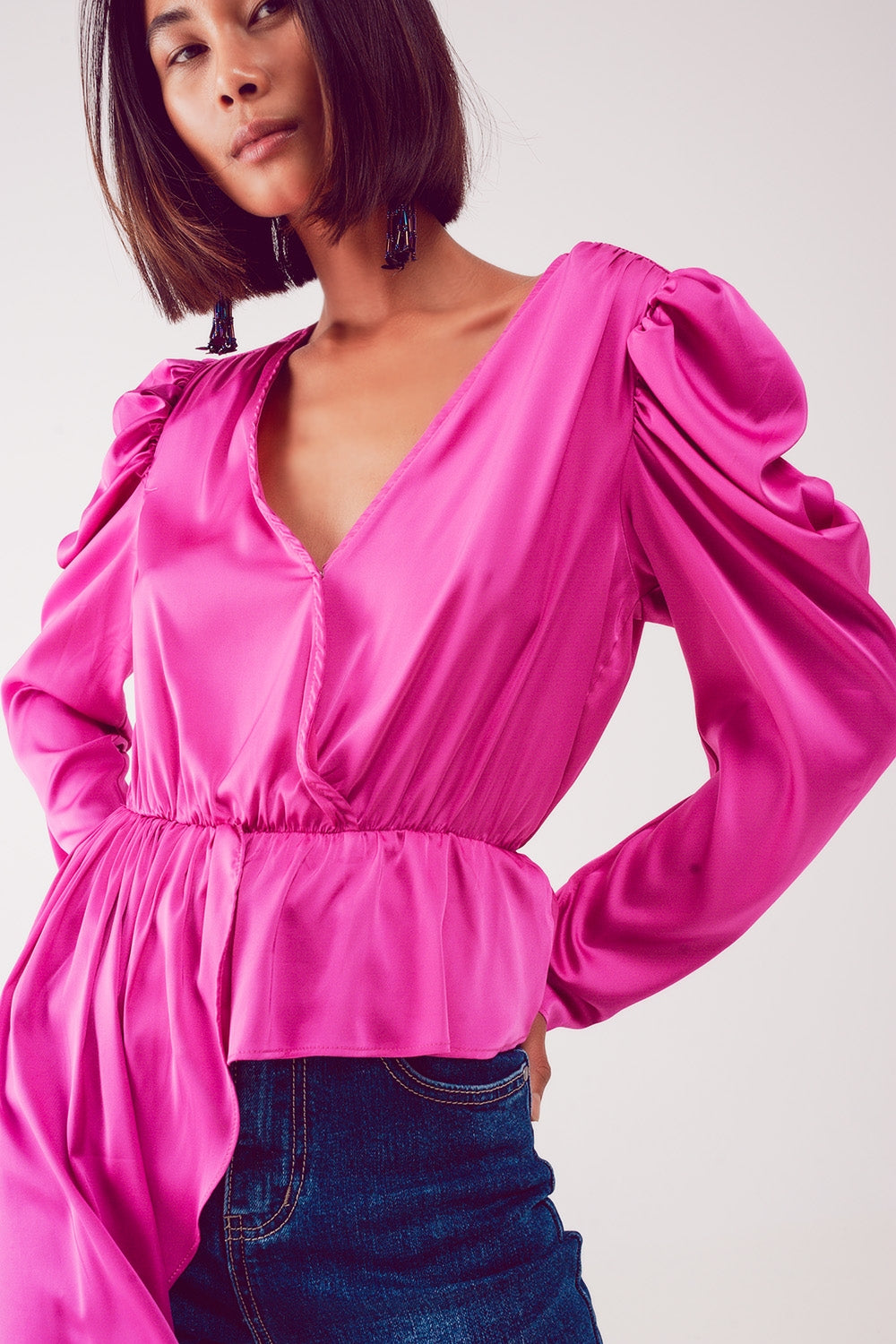 Asymmetrische blouse met pofmouwen in fuchsia