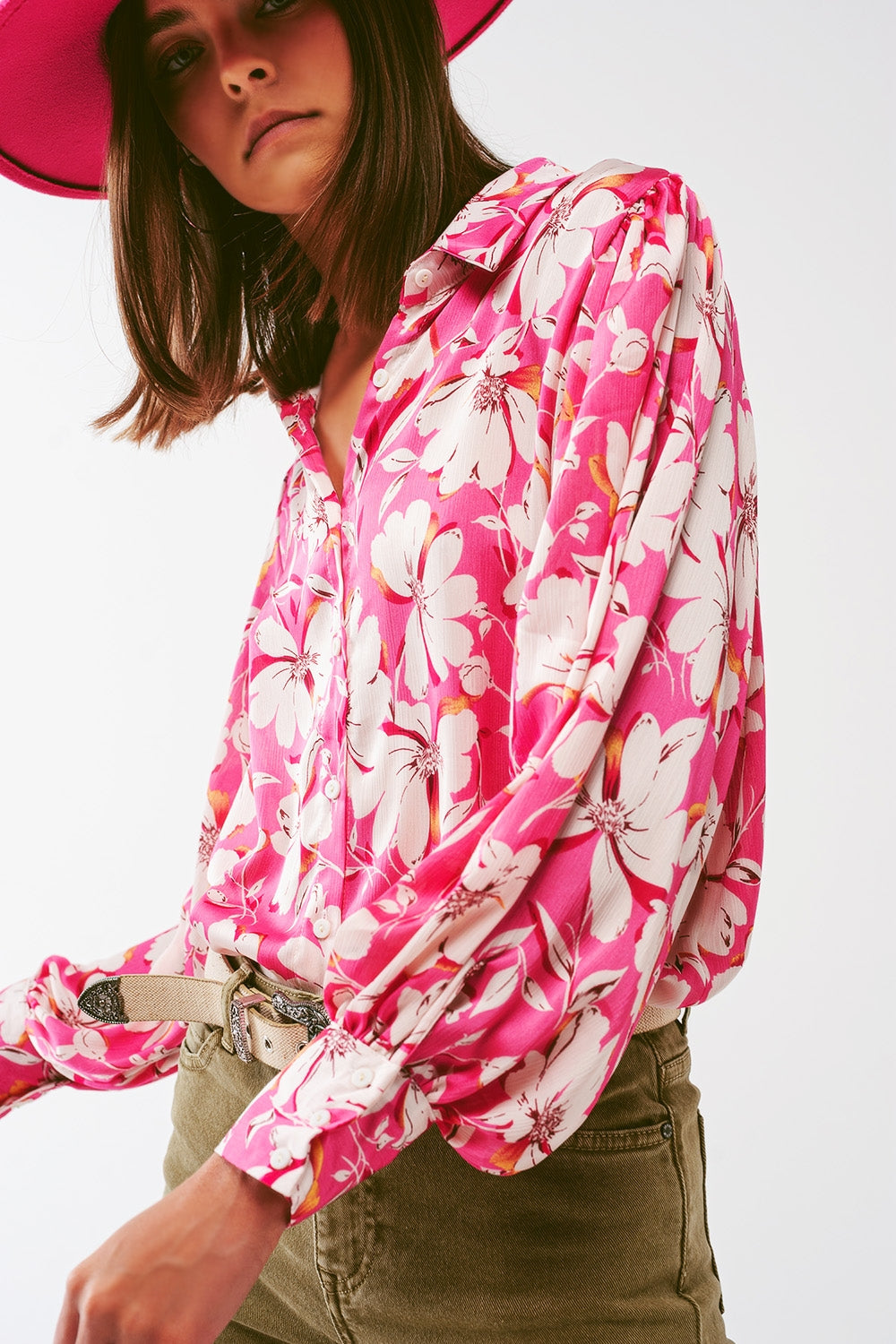 Blouse met volumineuze mouwen en bloemenprint in roze