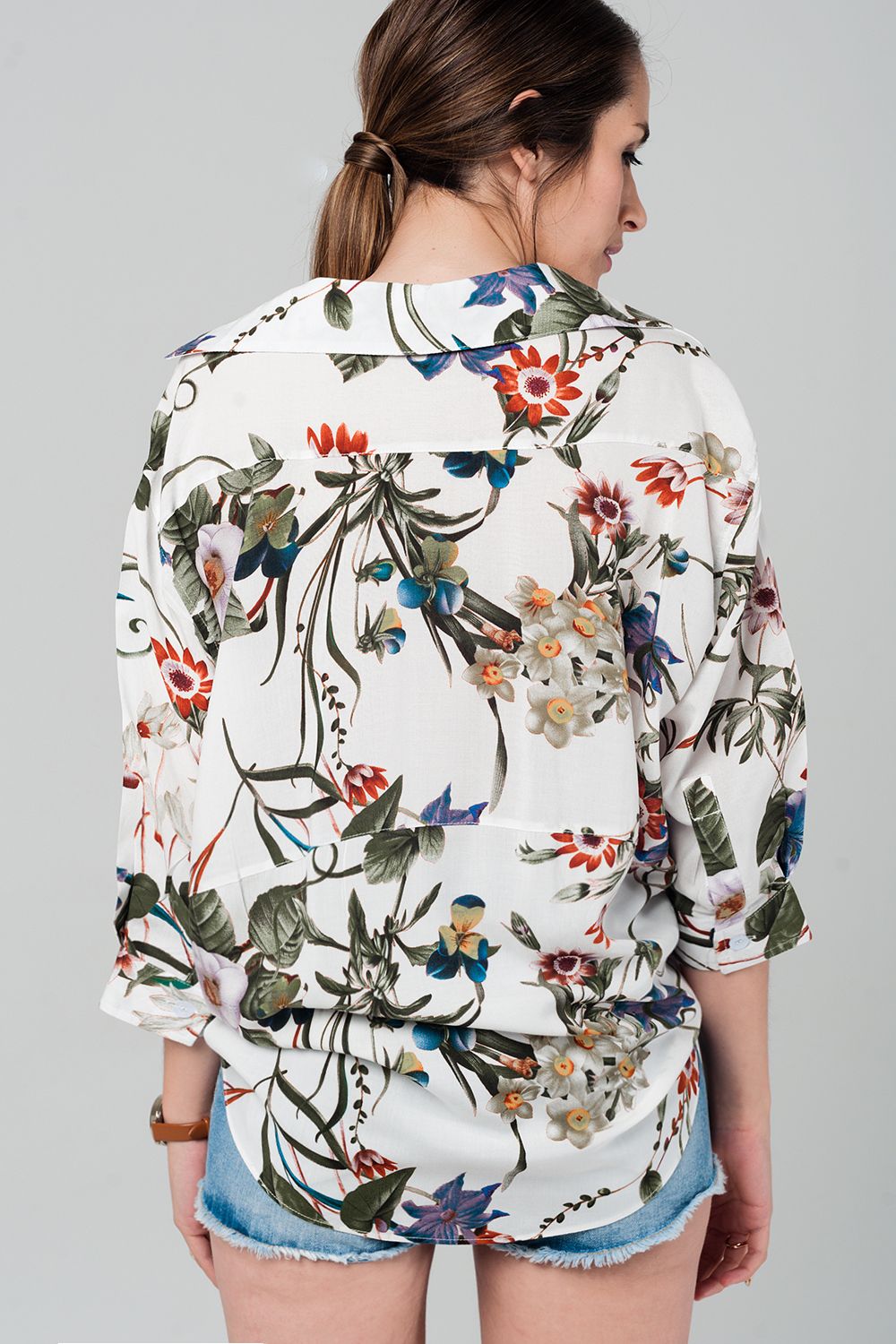 Creme blouse met bloemenprint