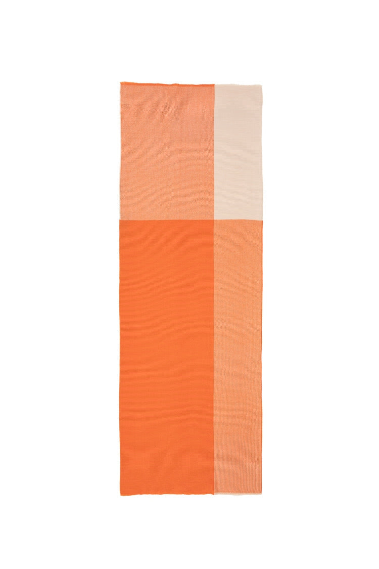 Dunne sjaal met gemengde breisels in oranje tinten