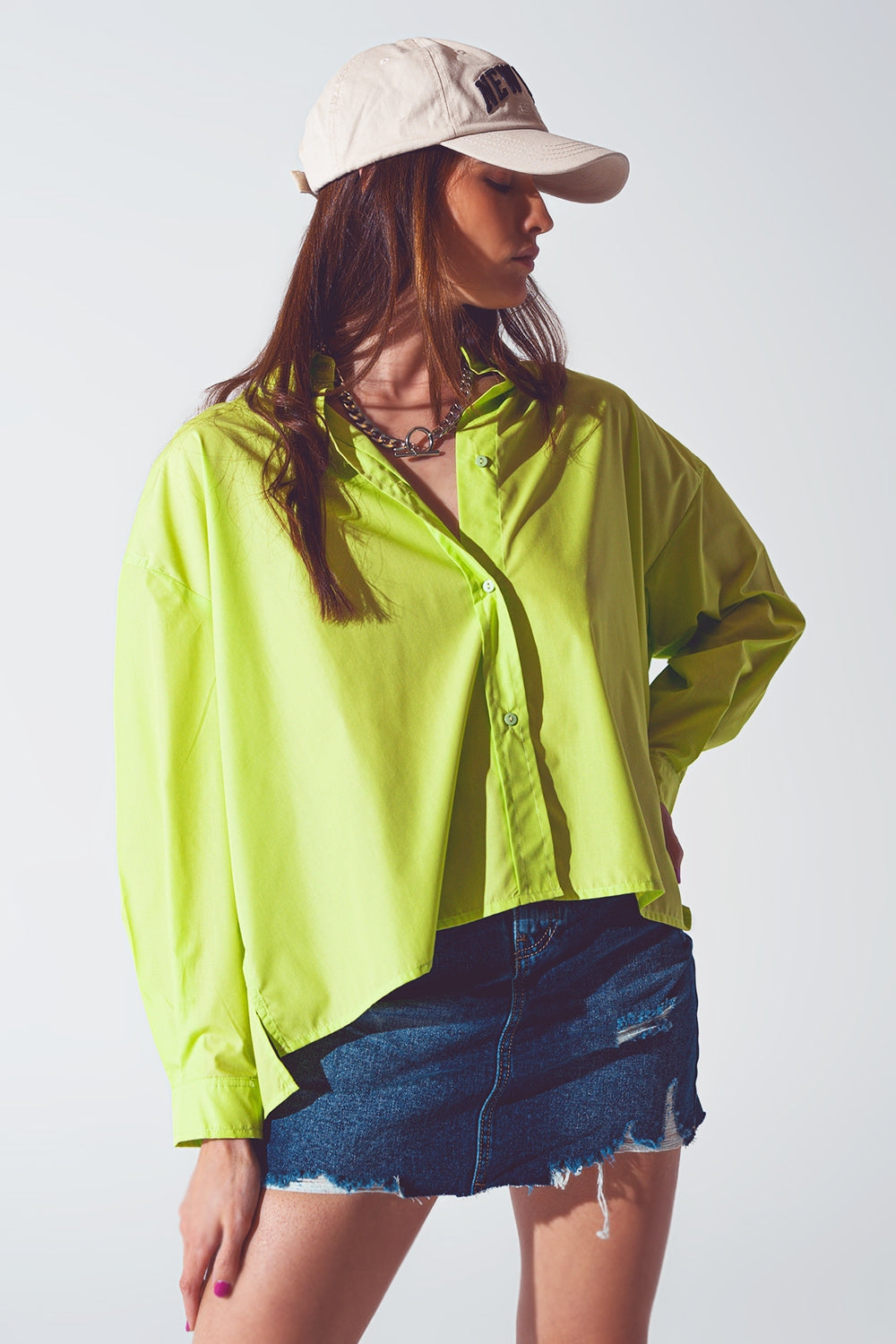 Loose-fitting blouse in lime green