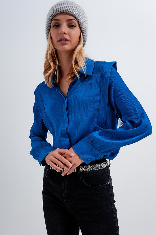 Q2 Nassaublauwe blouse met schouderdetails